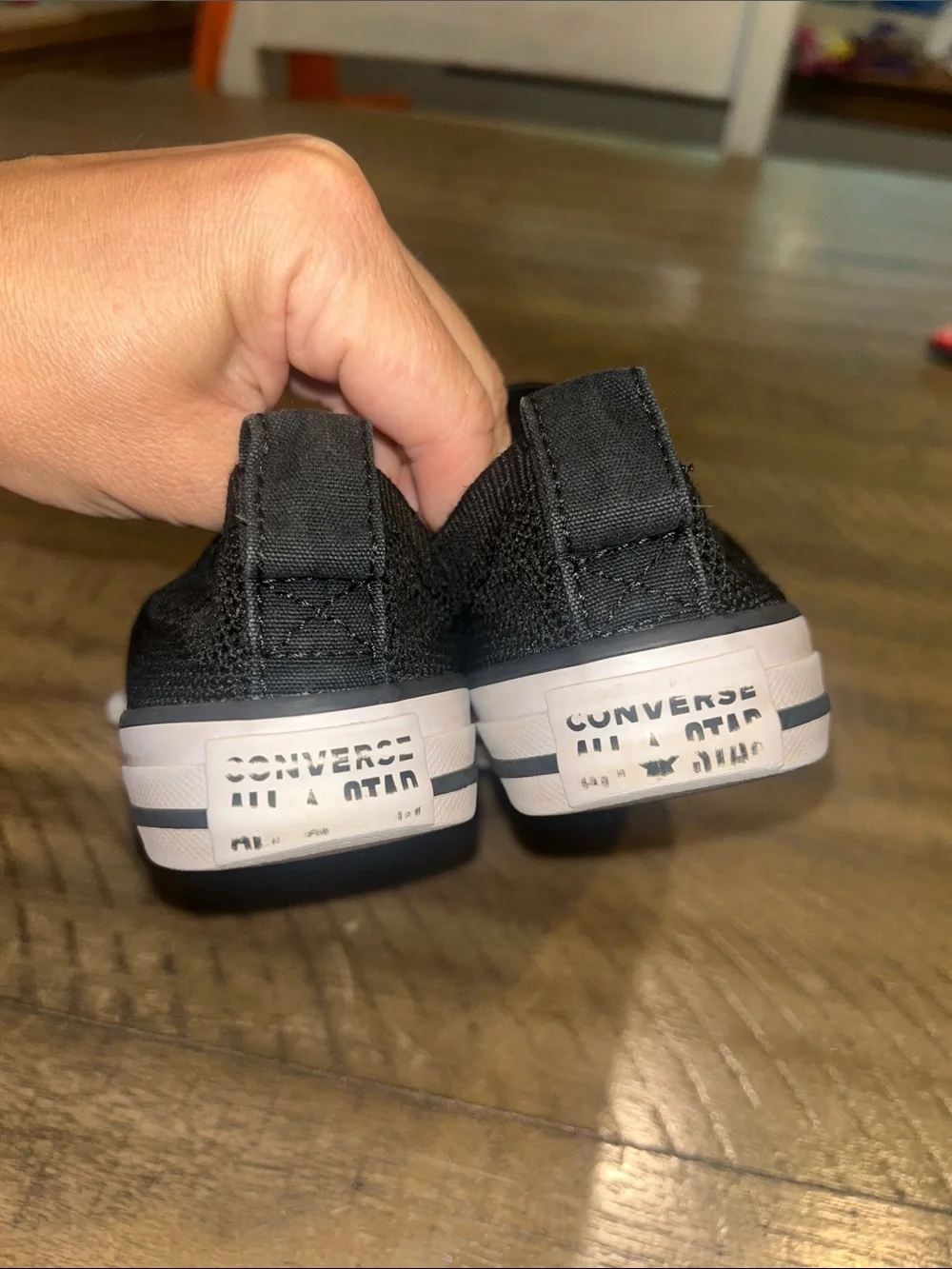 Converse Kids Black and White Low Top Sneakers size 11